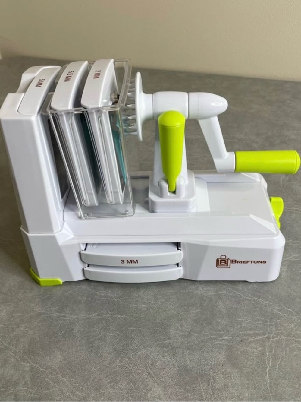 Brieftons 5-Blade Spiralizer Vegetable Spirals with Interchangeable Blades